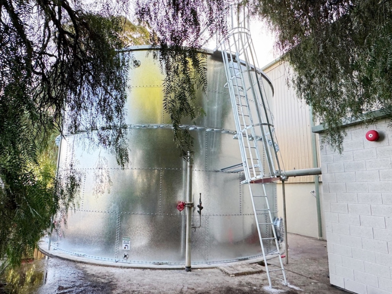 Commercial Water Tanks