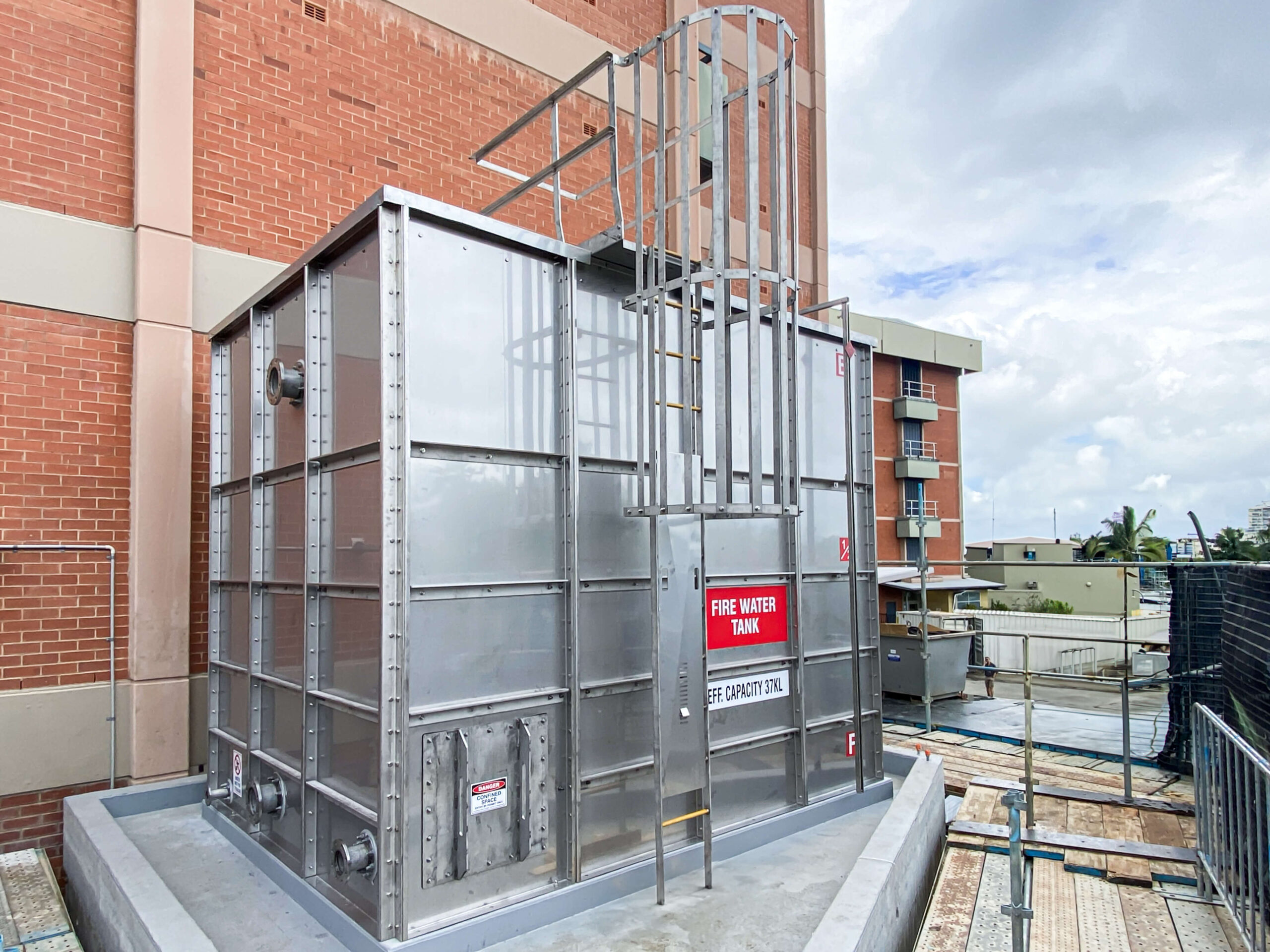 Commercial Water Tanks